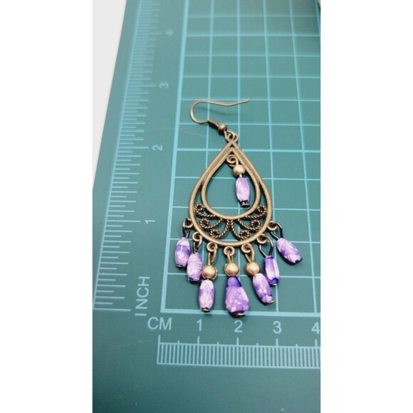 Vintage Brass Tone Pink & Purple plastic beaded Boho Dangly Earrings - Picture 3 of 3